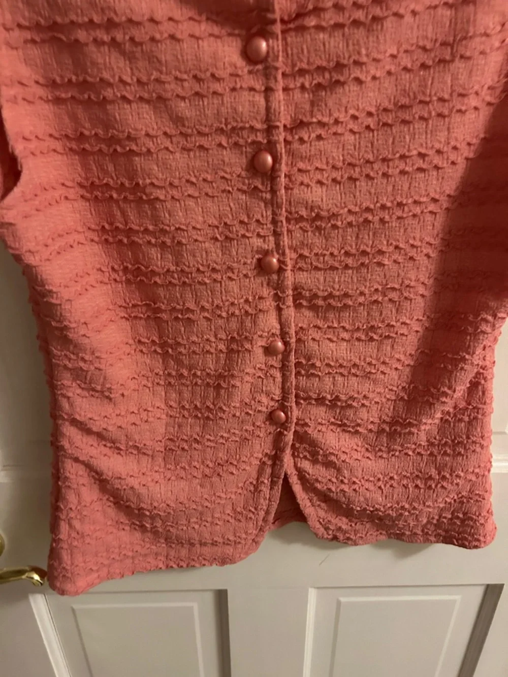 SHEIN Coral Pink Textured Button-Front Tank Top - Picture 3 of 5